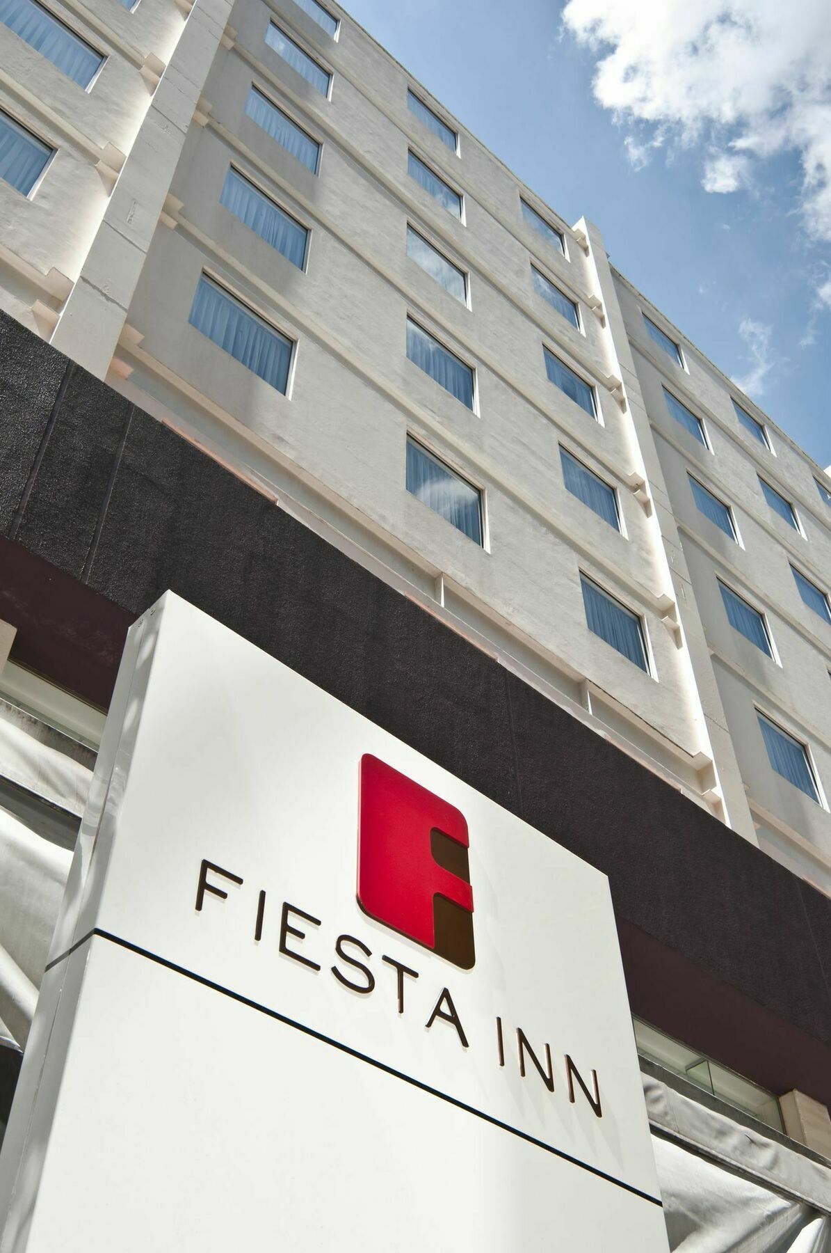 Fiesta Inn Express Queretaro Constituyentes Esterno foto